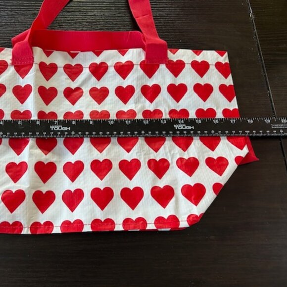 IKEA Vinterfint Heart Tote with matching Knolig Mini Tote Keychain! - Picture 7 of 11